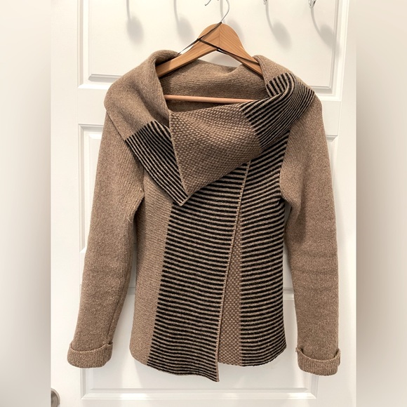 A.IDA Vintage Italian sweater - Picture 2 of 10